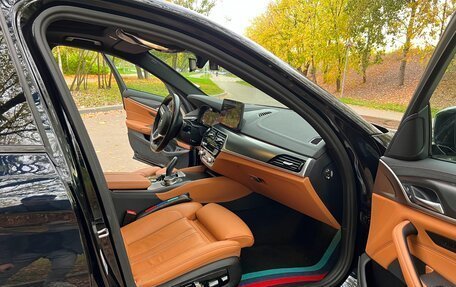 BMW 5 серия, 2022 год, 4 950 000 рублей, 15 фотография