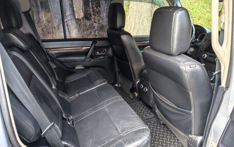 Mitsubishi Pajero IV, 2008 год, 1 350 000 рублей, 11 фотография