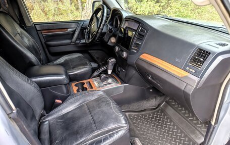 Mitsubishi Pajero IV, 2008 год, 1 350 000 рублей, 12 фотография