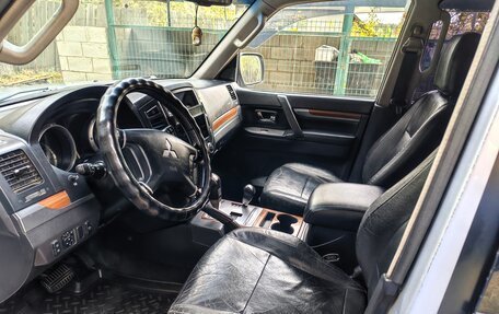 Mitsubishi Pajero IV, 2008 год, 1 350 000 рублей, 14 фотография