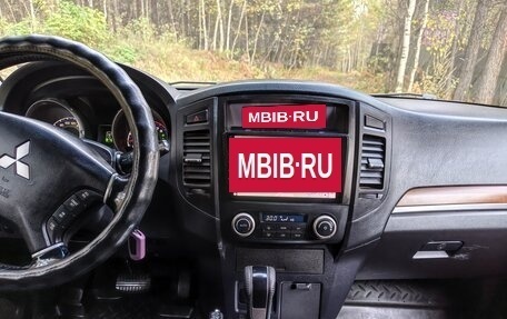 Mitsubishi Pajero IV, 2008 год, 1 350 000 рублей, 10 фотография