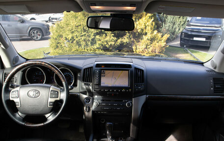 Toyota Land Cruiser 200, 2011 год, 3 088 000 рублей, 11 фотография
