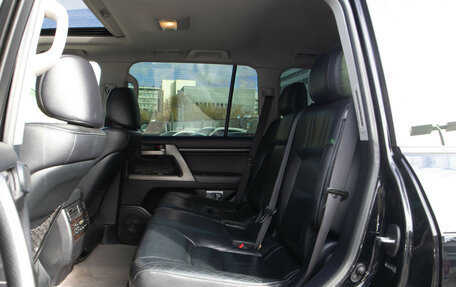 Toyota Land Cruiser 200, 2011 год, 3 088 000 рублей, 8 фотография
