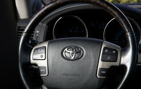 Toyota Land Cruiser 200, 2011 год, 3 088 000 рублей, 12 фотография