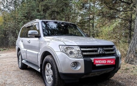 Mitsubishi Pajero IV, 2008 год, 1 350 000 рублей, 22 фотография