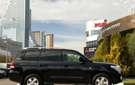 Toyota Land Cruiser 200, 2011 год, 3 088 000 рублей, 3 фотография