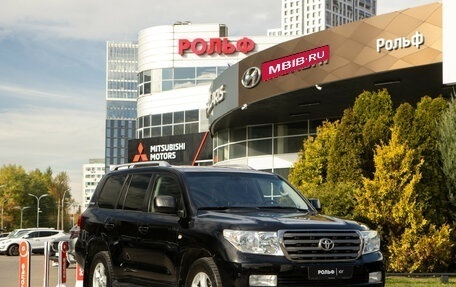 Toyota Land Cruiser 200, 2011 год, 3 088 000 рублей, 2 фотография