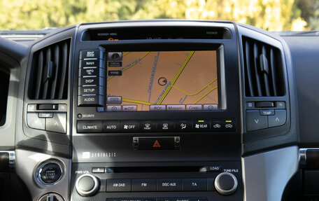 Toyota Land Cruiser 200, 2011 год, 3 088 000 рублей, 13 фотография