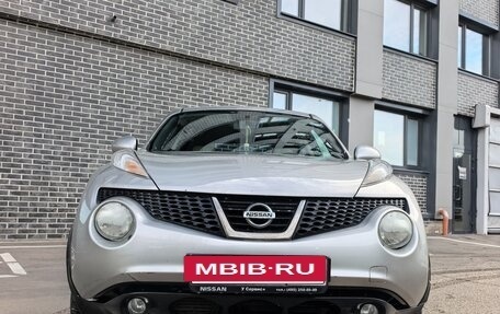 Nissan Juke II, 2012 год, 899 000 рублей, 17 фотография