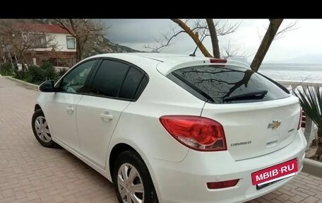 Chevrolet Cruze II, 2014 год, 690 000 рублей, 3 фотография