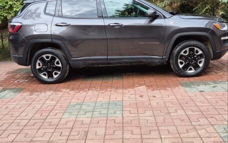 Jeep Compass II, 2018 год, 1 250 000 рублей, 2 фотография