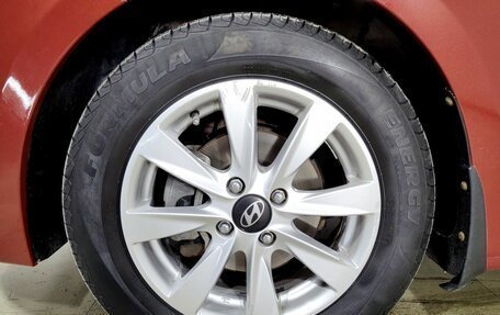 Hyundai Solaris II рестайлинг, 2014 год, 990 000 рублей, 10 фотография