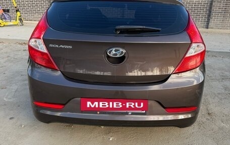 Hyundai Solaris II рестайлинг, 2016 год, 1 050 000 рублей, 2 фотография