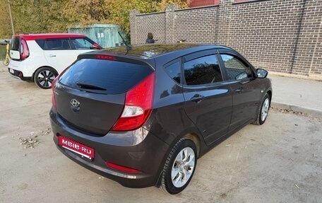 Hyundai Solaris II рестайлинг, 2016 год, 1 050 000 рублей, 5 фотография
