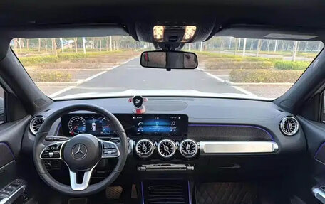 Mercedes-Benz GLB, 2022 год, 1 930 500 рублей, 5 фотография