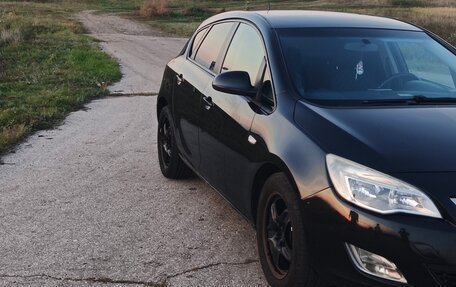 Opel Astra J, 2012 год, 570 000 рублей, 3 фотография