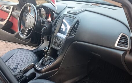 Opel Astra J, 2012 год, 570 000 рублей, 10 фотография
