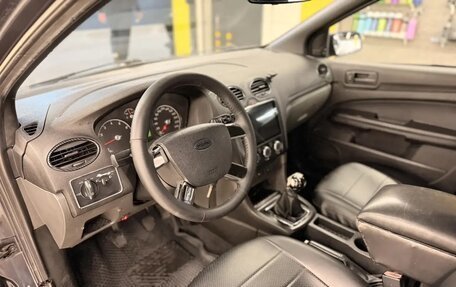Ford Focus II рестайлинг, 2006 год, 310 000 рублей, 6 фотография