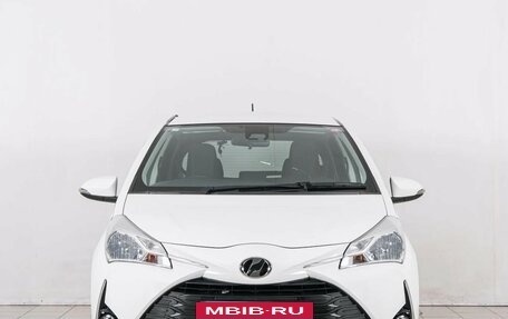 Toyota Vitz, 2019 год, 949 000 рублей, 3 фотография