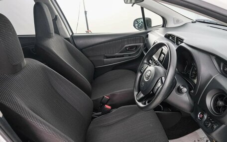 Toyota Vitz, 2019 год, 949 000 рублей, 8 фотография
