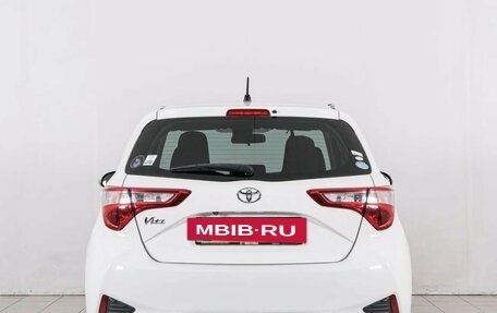 Toyota Vitz, 2019 год, 949 000 рублей, 6 фотография