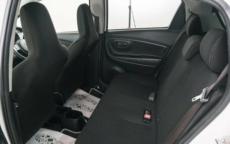 Toyota Vitz, 2019 год, 949 000 рублей, 21 фотография