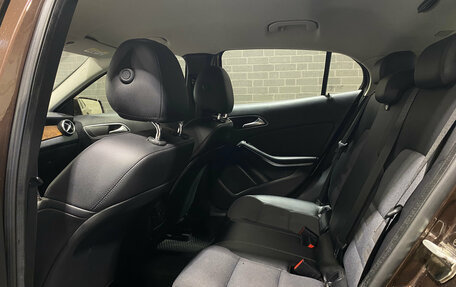 Mercedes-Benz GLA, 2015 год, 1 825 000 рублей, 11 фотография