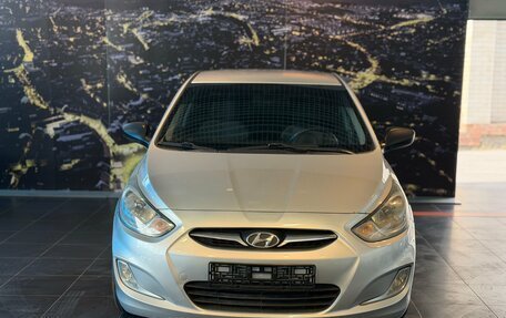 Hyundai Solaris II рестайлинг, 2014 год, 900 000 рублей, 2 фотография