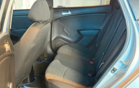 Hyundai Solaris II рестайлинг, 2014 год, 900 000 рублей, 11 фотография