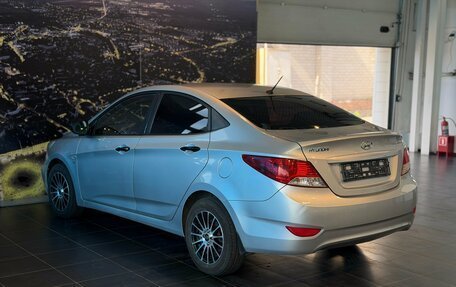 Hyundai Solaris II рестайлинг, 2014 год, 900 000 рублей, 4 фотография