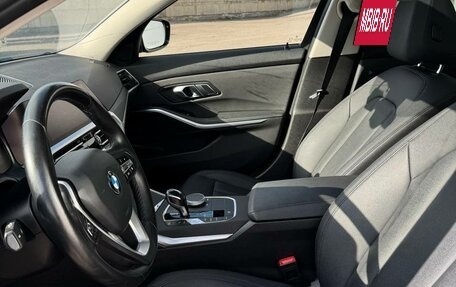 BMW 3 серия, 2019 год, 3 350 000 рублей, 10 фотография