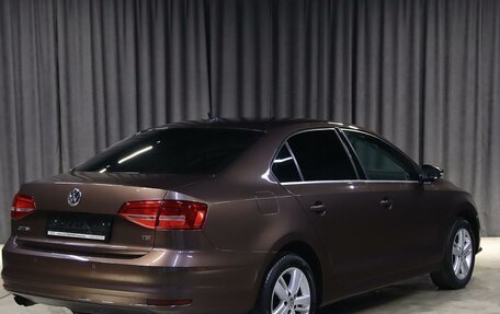 Volkswagen Jetta VI, 2015 год, 999 000 рублей, 2 фотография