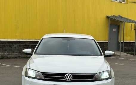 Volkswagen Jetta VI, 2017 год, 1 200 000 рублей, 2 фотография