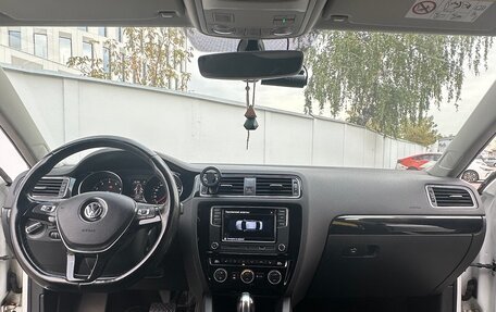 Volkswagen Jetta VI, 2017 год, 1 200 000 рублей, 16 фотография