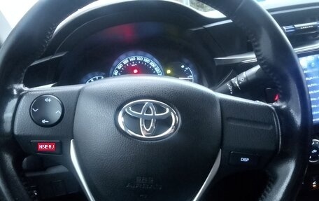Toyota Corolla, 2015 год, 1 530 000 рублей, 13 фотография