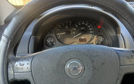 Opel Combo C, 2010 год, 700 000 рублей, 3 фотография