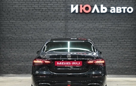 Mercedes-Benz E-Класс, 2020 год, 4 690 000 рублей, 5 фотография