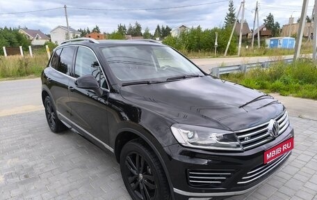 Volkswagen Touareg III, 2017 год, 2 999 000 рублей, 1 фотография