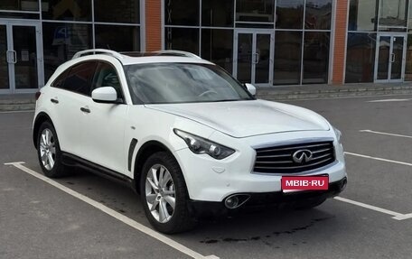 Infiniti FX II, 2013 год, 1 685 000 рублей, 1 фотография
