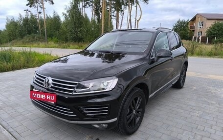 Volkswagen Touareg III, 2017 год, 2 999 000 рублей, 2 фотография
