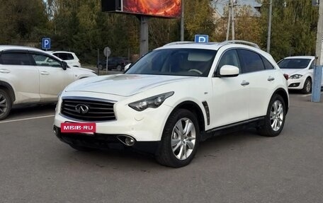 Infiniti FX II, 2013 год, 1 685 000 рублей, 2 фотография