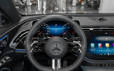 Mercedes-Benz E-Класс, 2026 год, 9 300 000 рублей, 15 фотография