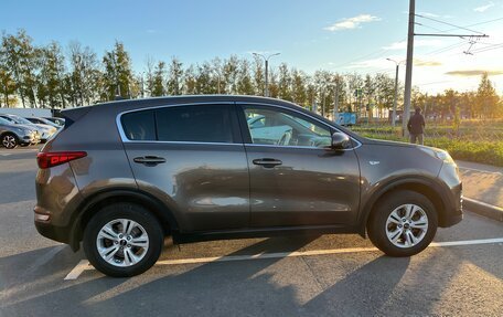 KIA Sportage IV рестайлинг, 2018 год, 1 555 000 рублей, 3 фотография