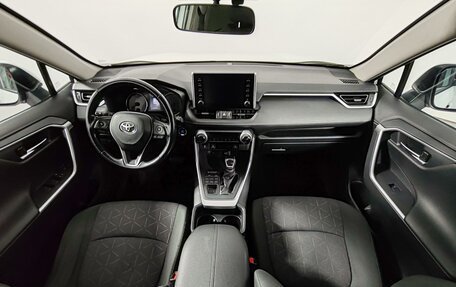 Toyota RAV4, 2020 год, 2 699 000 рублей, 14 фотография