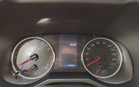 Toyota RAV4, 2020 год, 2 699 000 рублей, 13 фотография