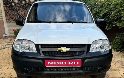 Chevrolet Niva I рестайлинг, 2016 год, 530 000 рублей, 1 фотография