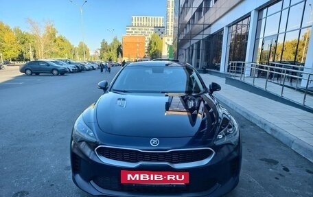 KIA Stinger I, 2019 год, 2 350 000 рублей, 8 фотография