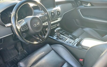KIA Stinger I, 2019 год, 2 350 000 рублей, 18 фотография