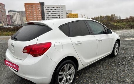 Opel Astra J, 2012 год, 650 000 рублей, 4 фотография