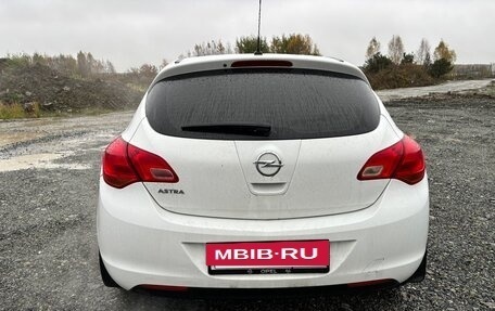 Opel Astra J, 2012 год, 650 000 рублей, 3 фотография